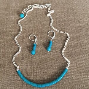 Set turquoise necklace & earrings. 18" non-tarnish silver chain. Dainty. New